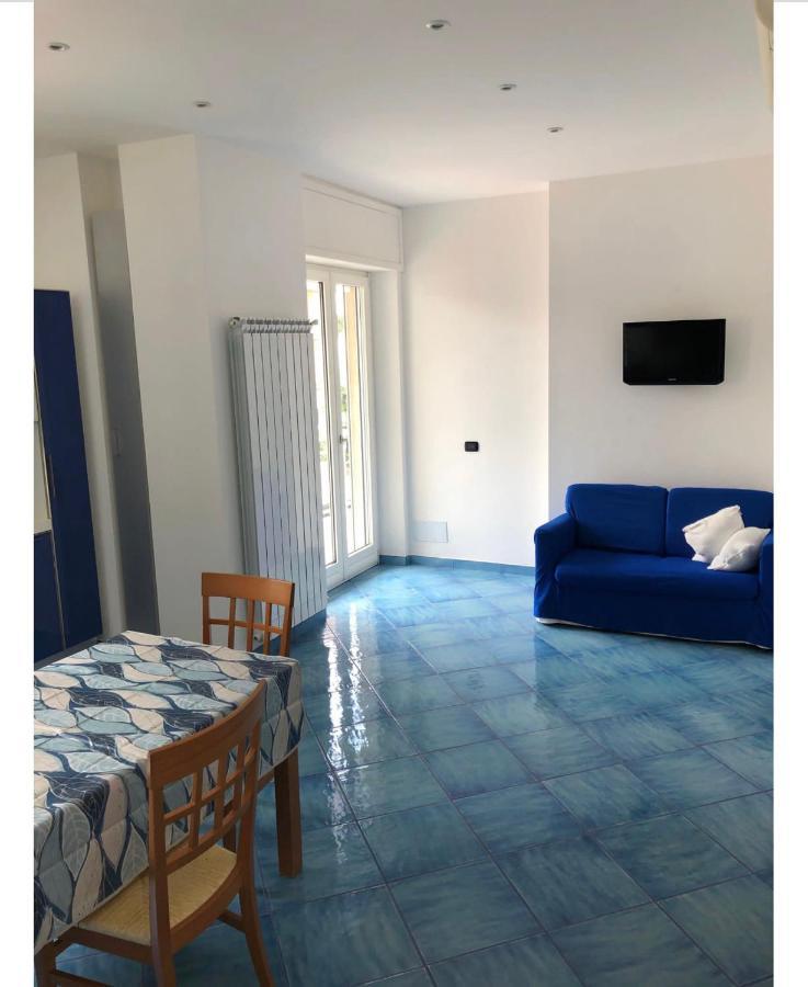 Blue Sea Salerno Hotell Exteriör bild