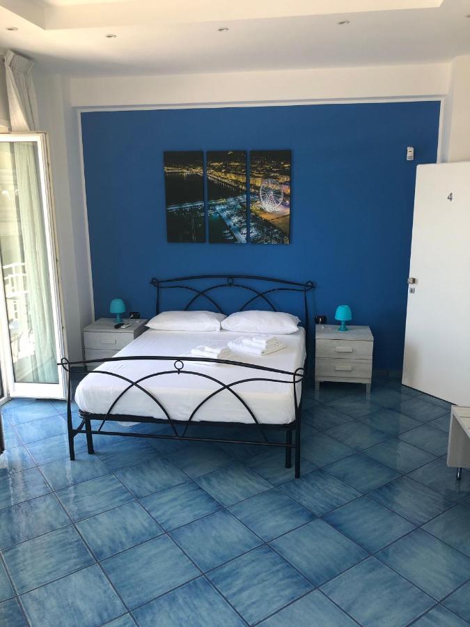 Blue Sea Salerno Hotell Exteriör bild